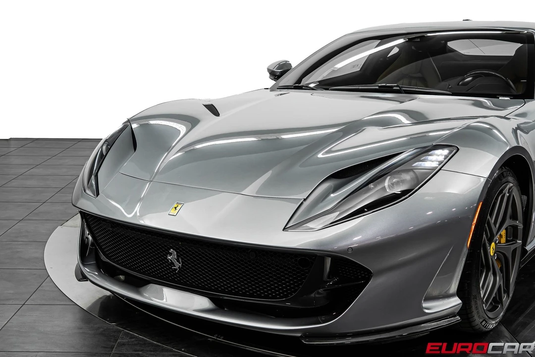 2020 Ferrari 812 Superfast - Image 14 of 31