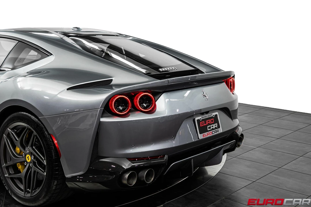 2020 Ferrari 812 Superfast - Image 19 of 31