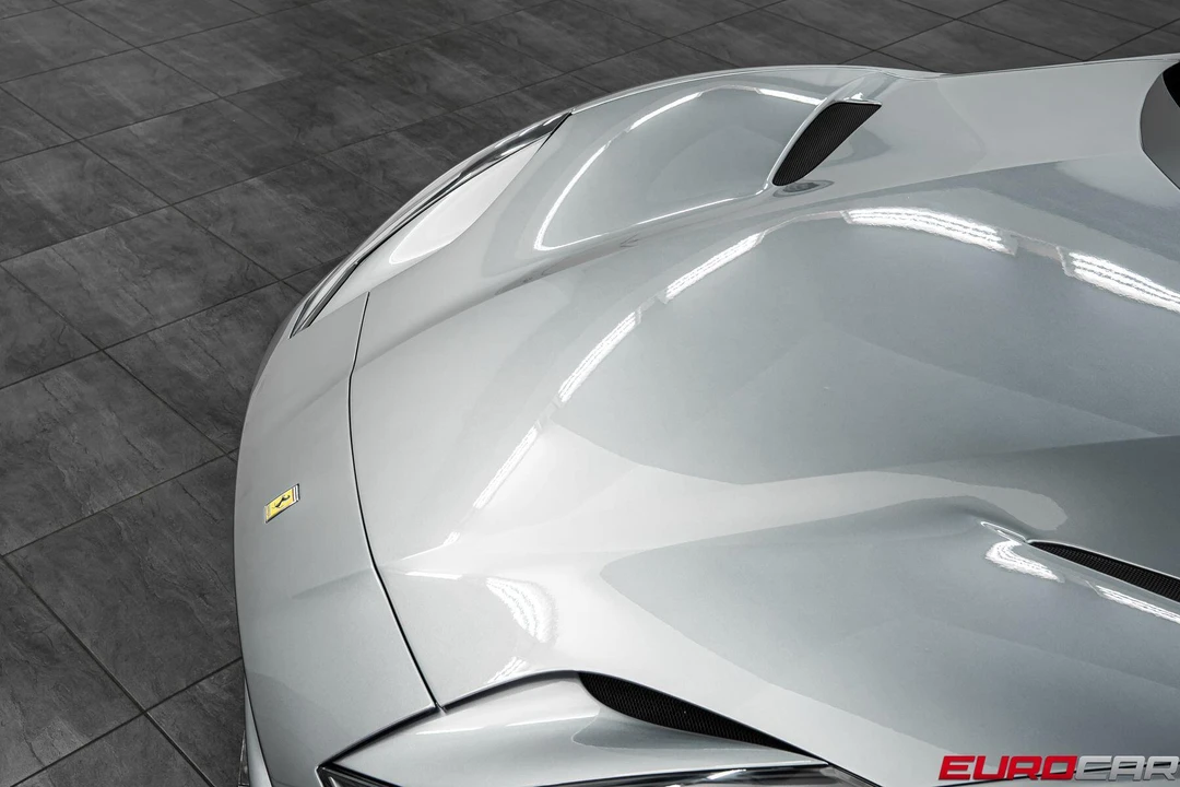 2020 Ferrari 812 Superfast - Image 9 of 31