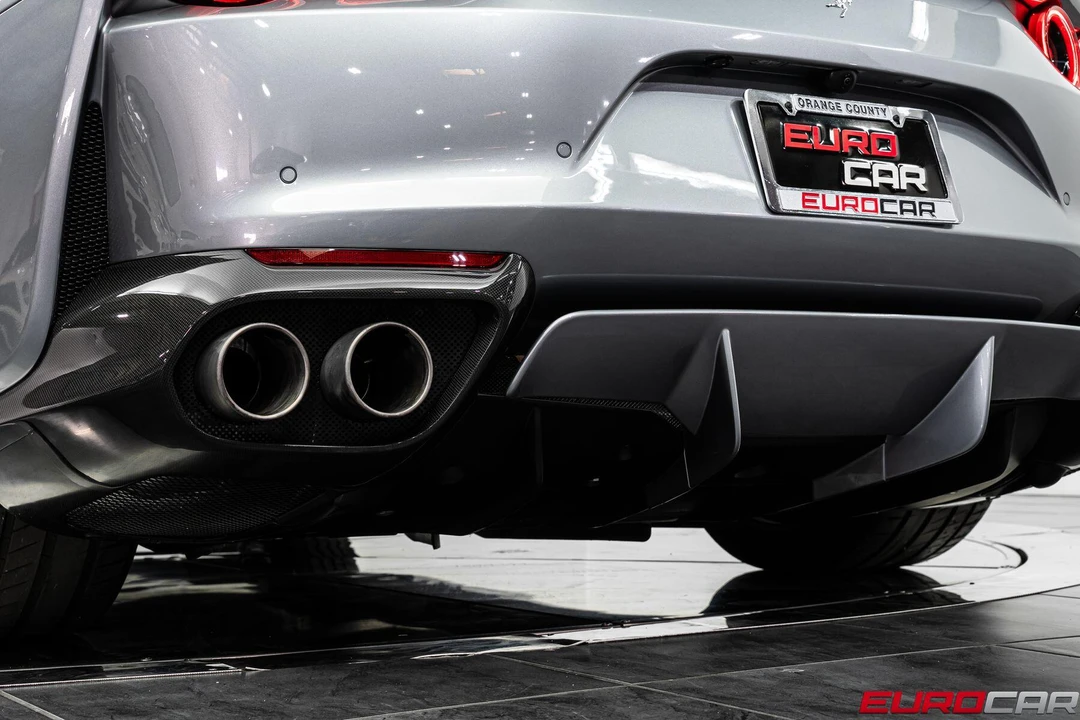 2020 Ferrari 812 Superfast - Image 26 of 31