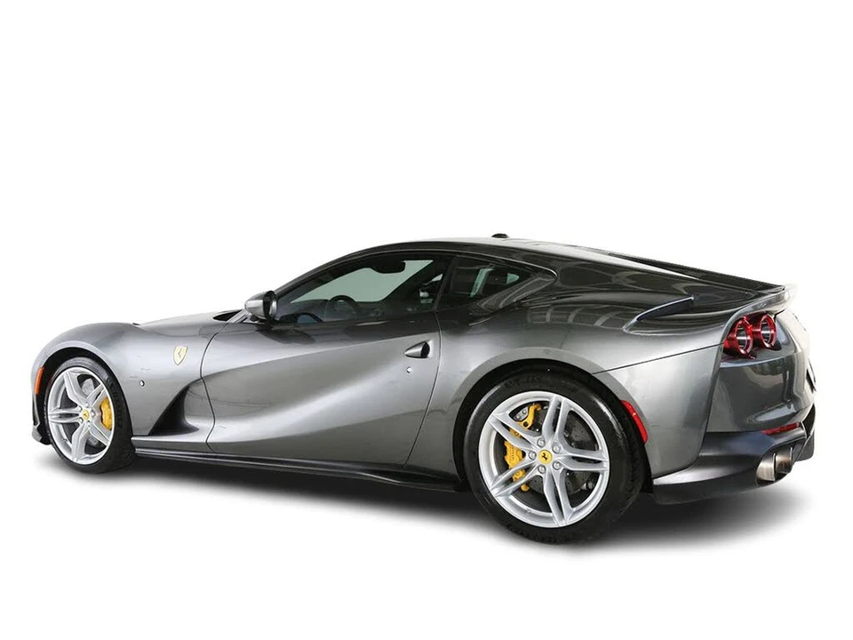 2020 Ferrari 812 Superfast - Image 11 of 31