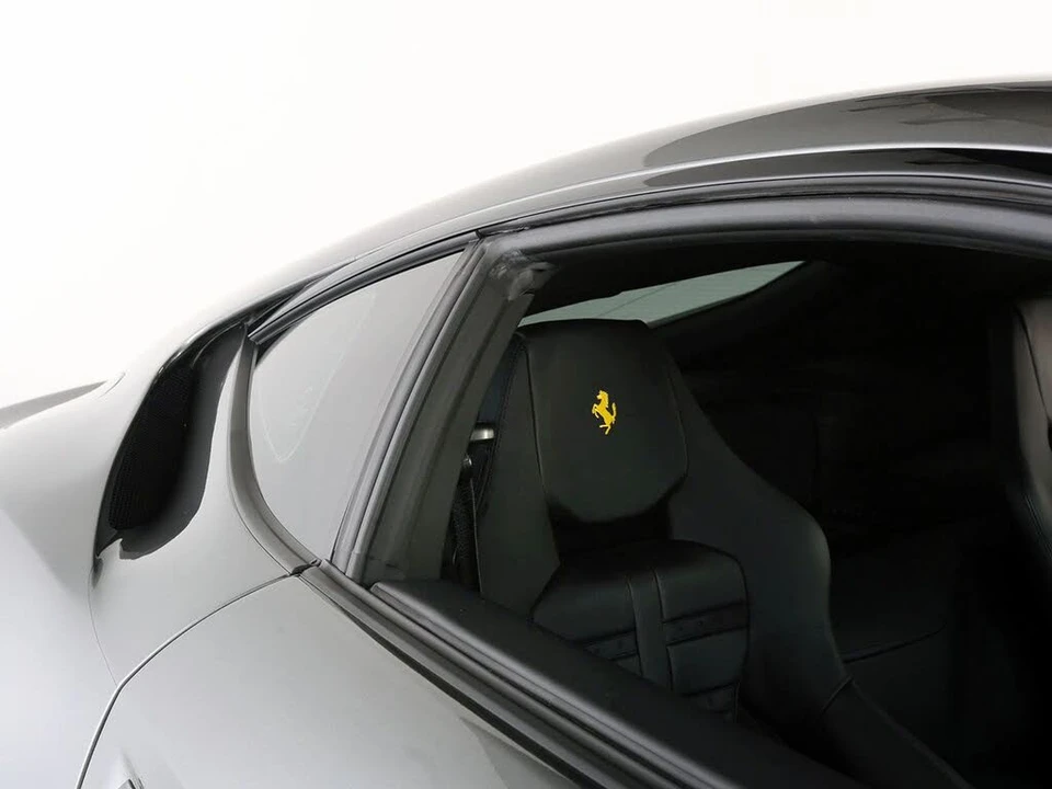 2020 Ferrari 812 Superfast - Image 15 of 31
