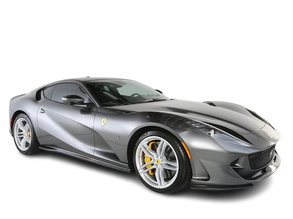2020 Ferrari 812 Superfast - Image 14 of 31