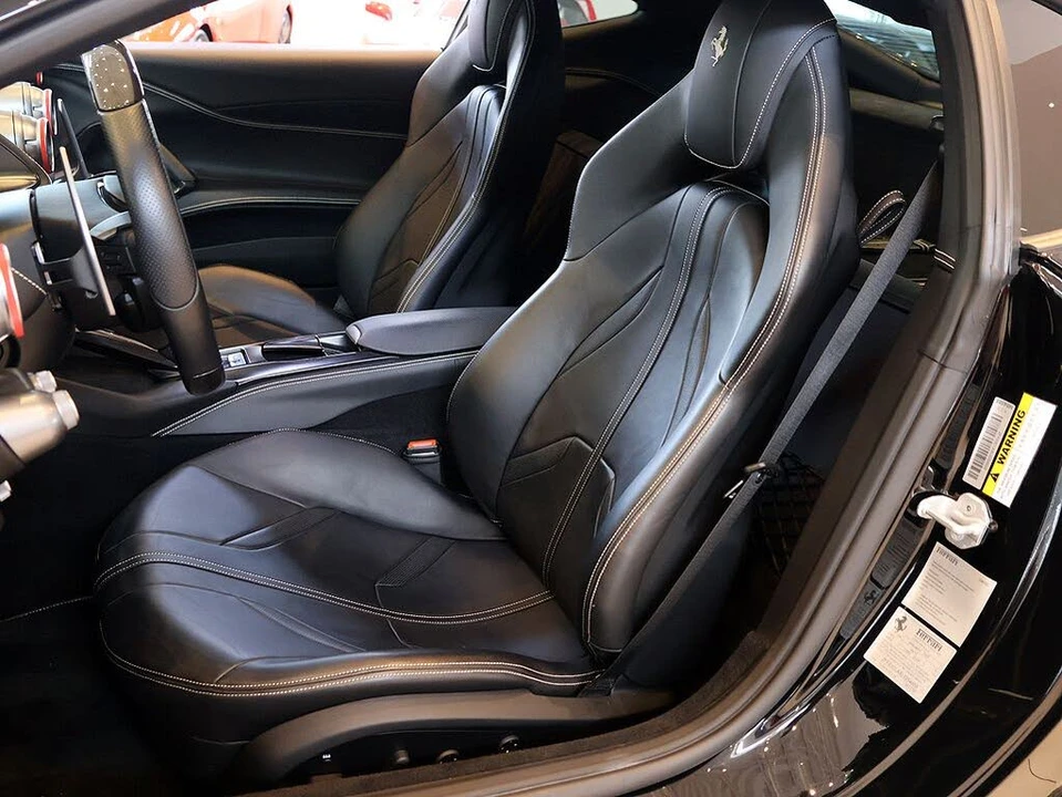 2020 Ferrari 812 Superfast - Image 5 of 31