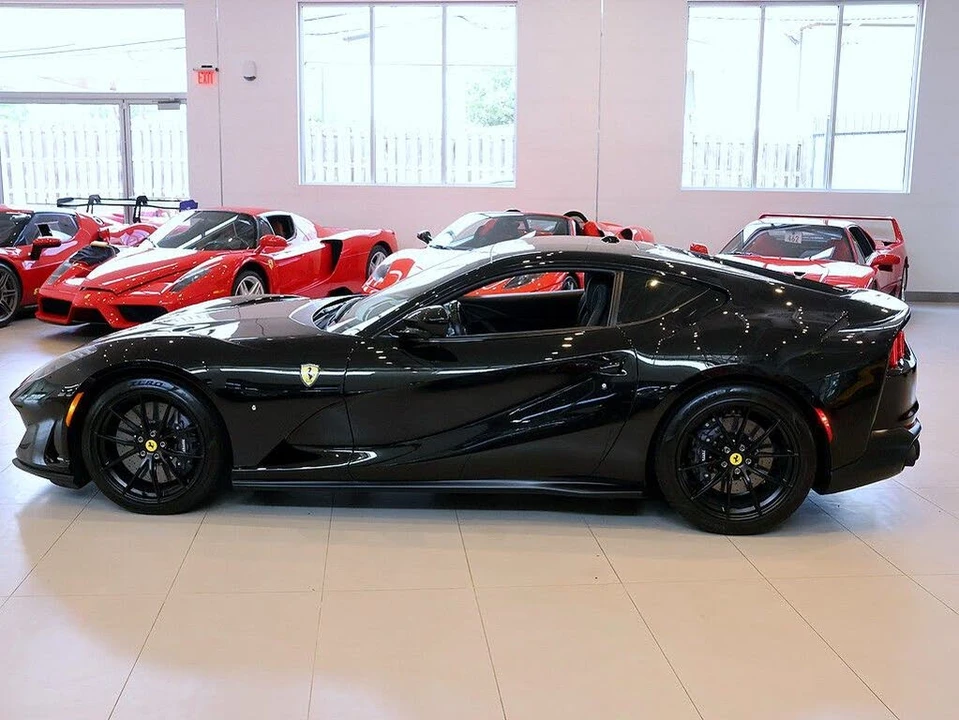 2020 Ferrari 812 Superfast - Image 3 of 31