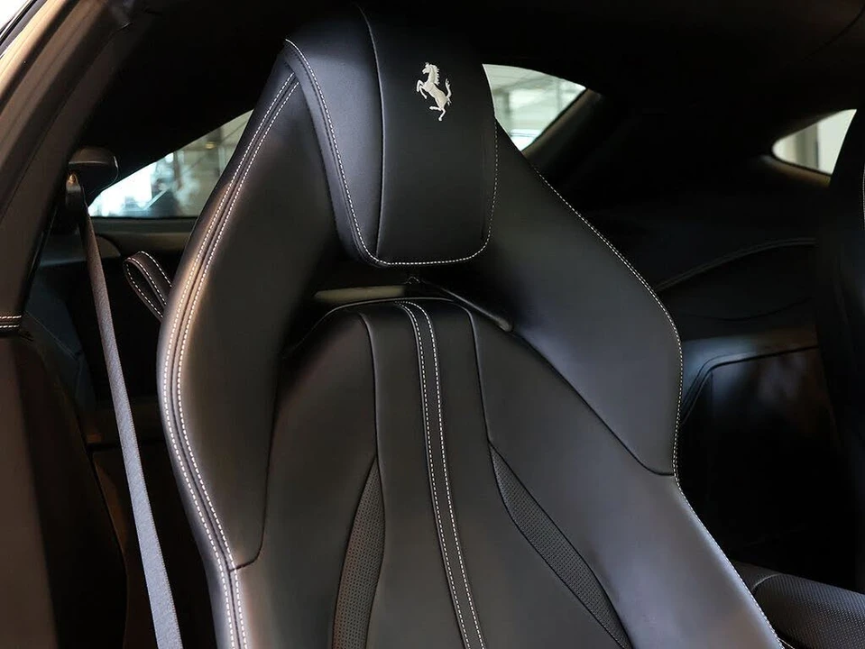 2020 Ferrari 812 Superfast - Image 20 of 31