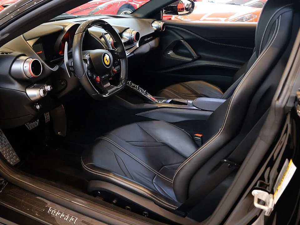 2020 Ferrari 812 Superfast - Image 4 of 31