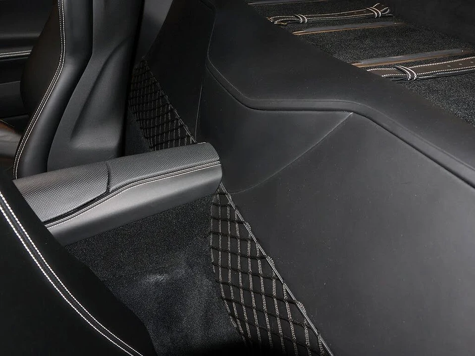 2020 Ferrari 812 Superfast - Image 30 of 31