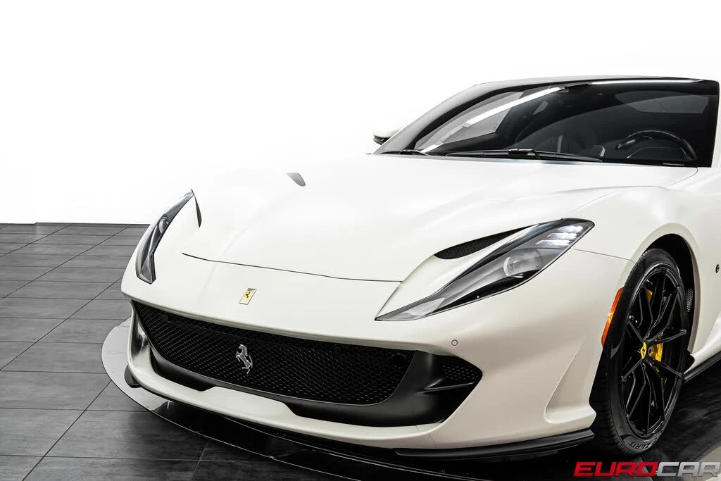 2020 Ferrari 812 Superfast - Image 13 of 31