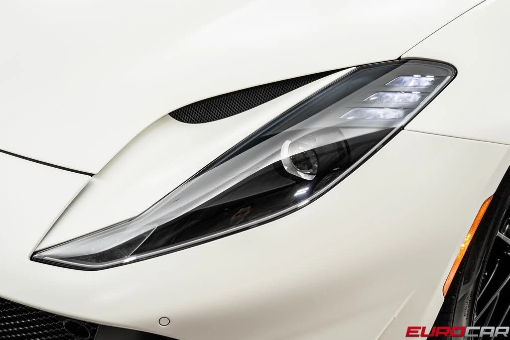2020 Ferrari 812 Superfast - Image 12 of 31