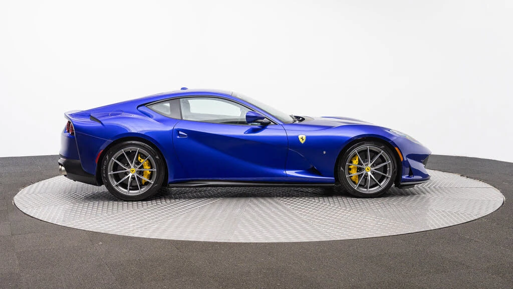 2020 Ferrari 812 Superfast - Image 9 of 31