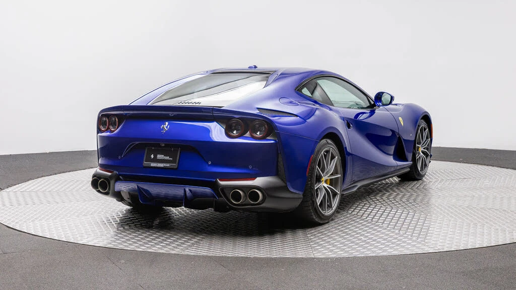 2020 Ferrari 812 Superfast - Image 7 of 31