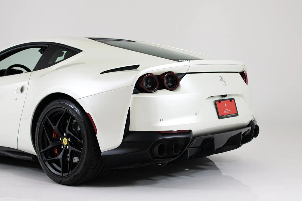 2020 Ferrari 812 Superfast - Image 6 of 31