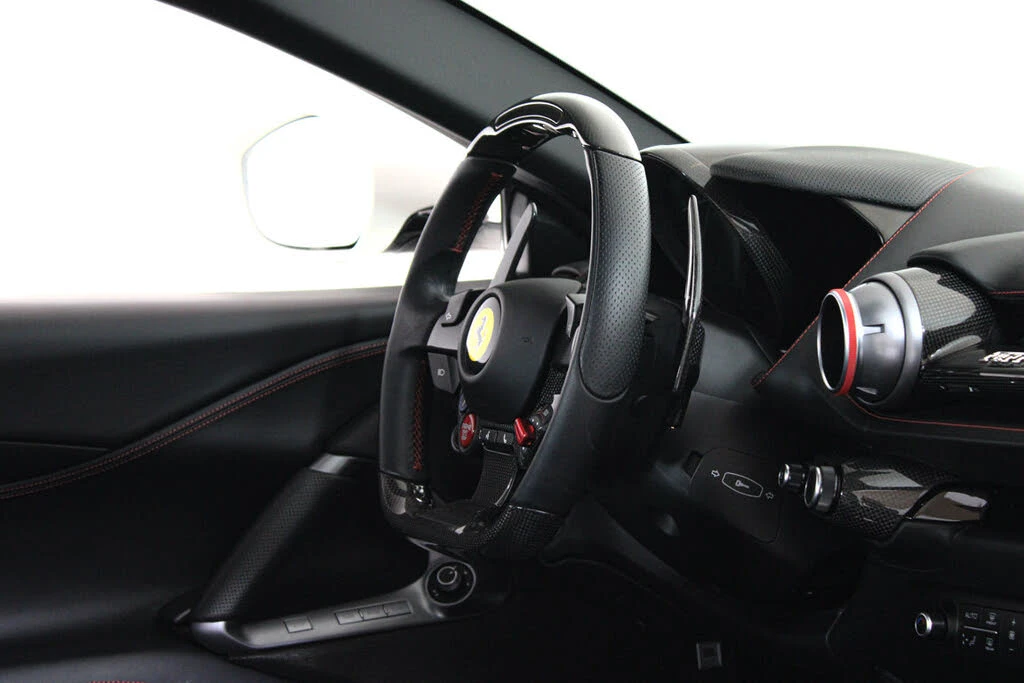 2020 Ferrari 812 Superfast - Image 30 of 31