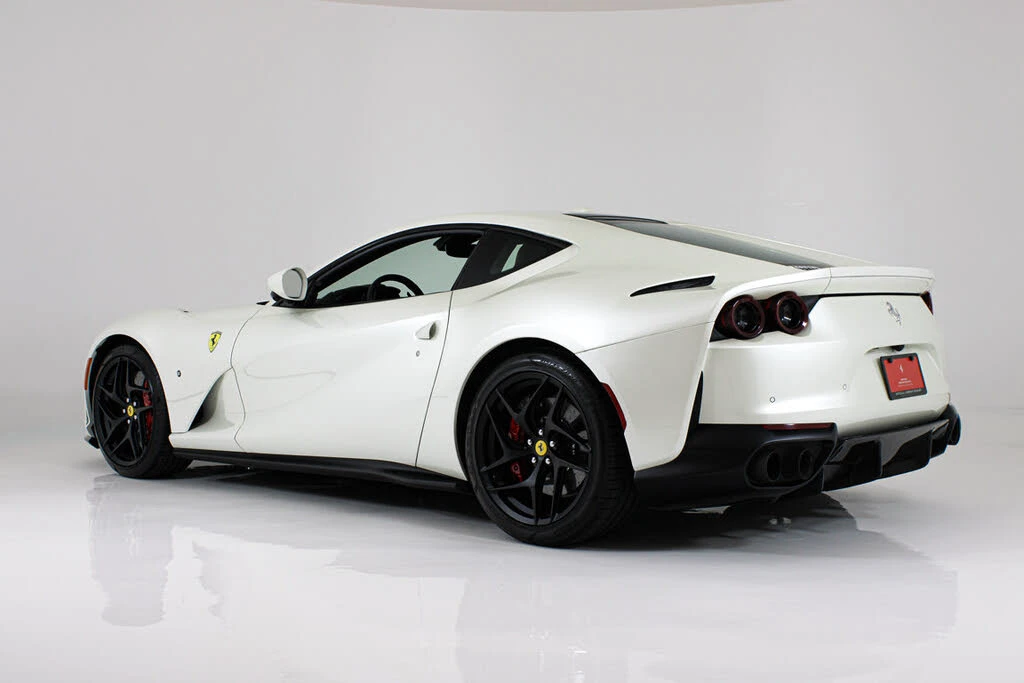 2020 Ferrari 812 Superfast - Image 5 of 31