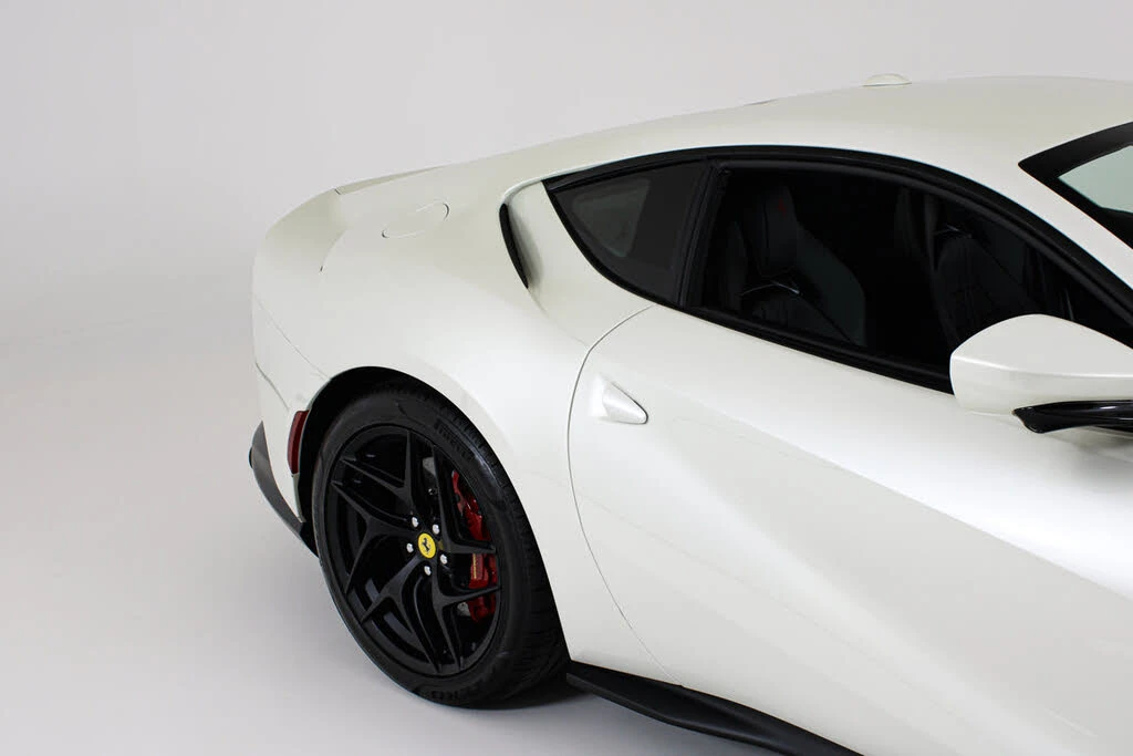 2020 Ferrari 812 Superfast - Image 13 of 31
