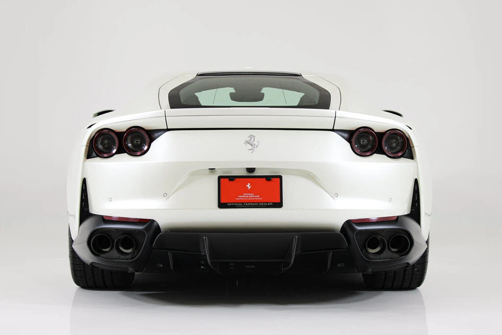 2020 Ferrari 812 Superfast - Image 7 of 31