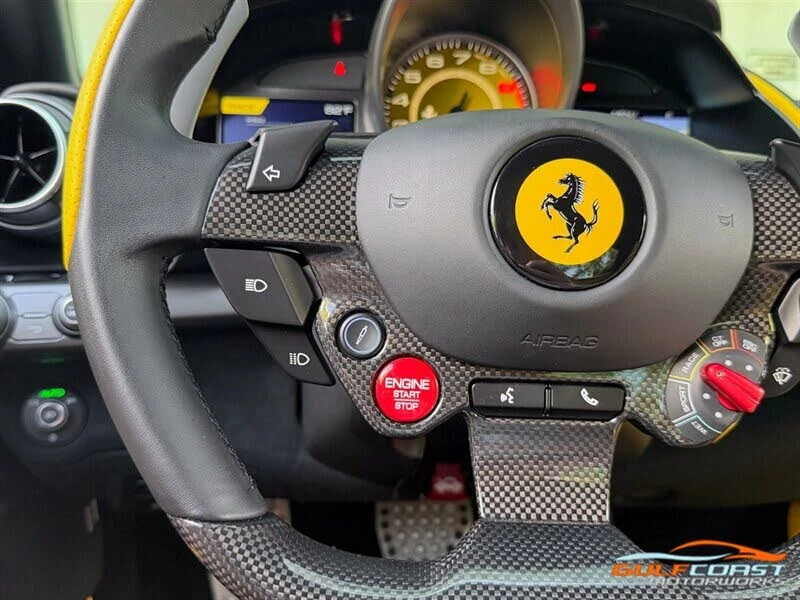 2020 Ferrari 812 Superfast - Image 28 of 31