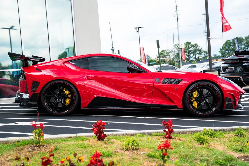 2020 Ferrari 812 Superfast - Image 12 of 31