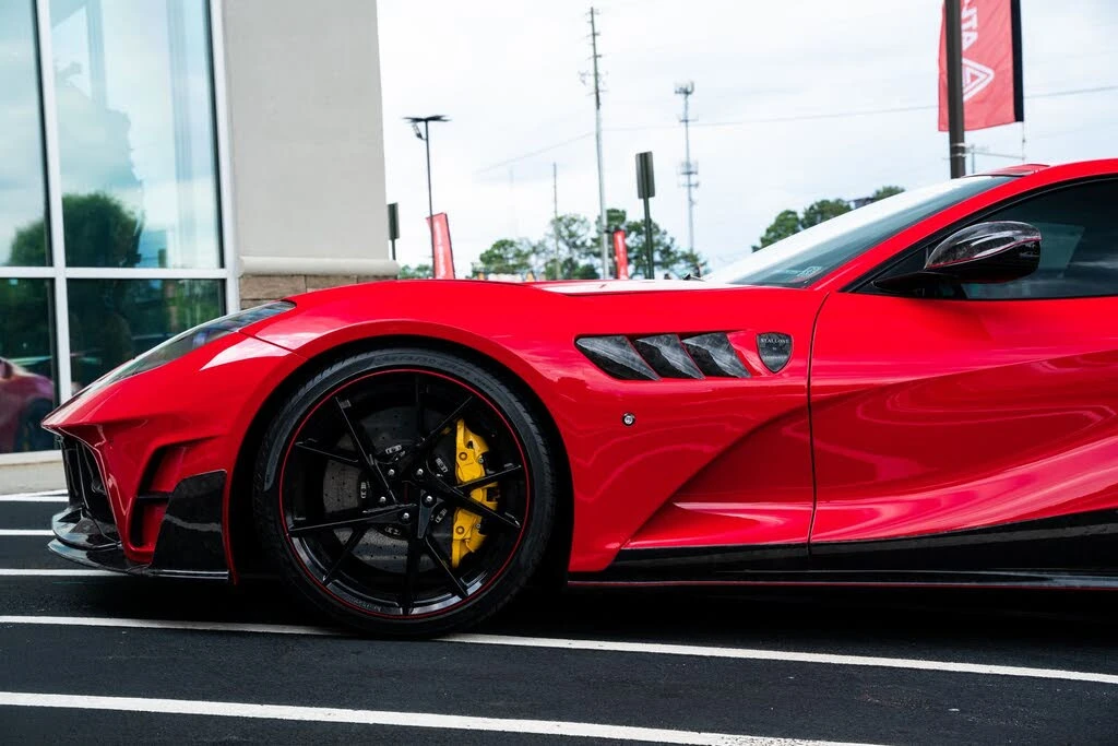 2020 Ferrari 812 Superfast - Image 30 of 31