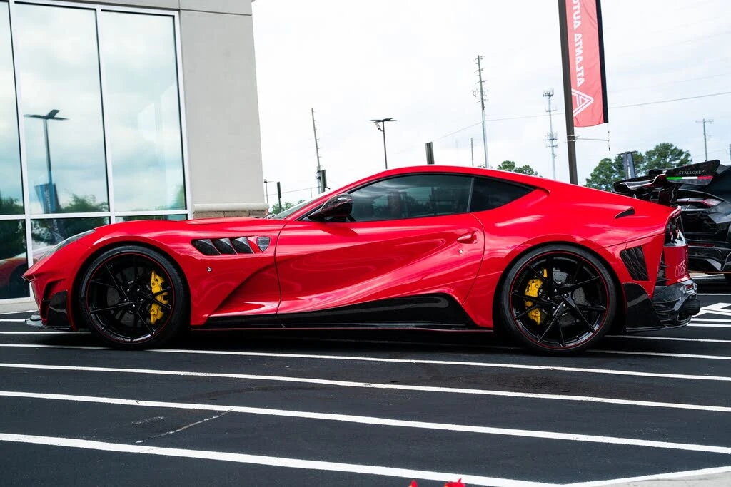2020 Ferrari 812 Superfast - Image 29 of 31