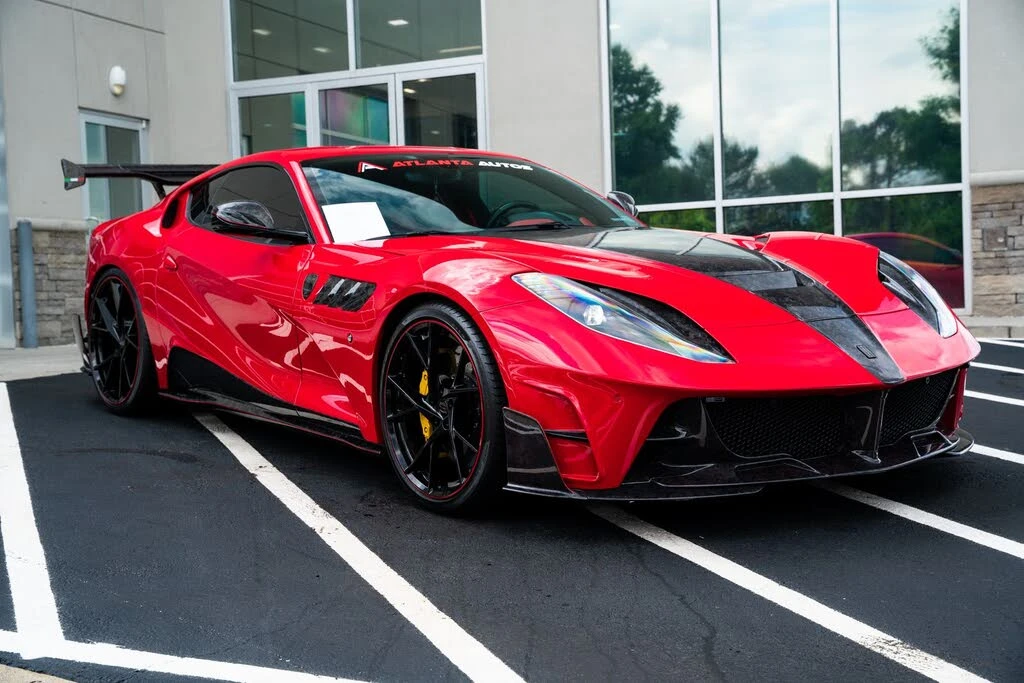 2020 Ferrari 812 Superfast - Image 8 of 31
