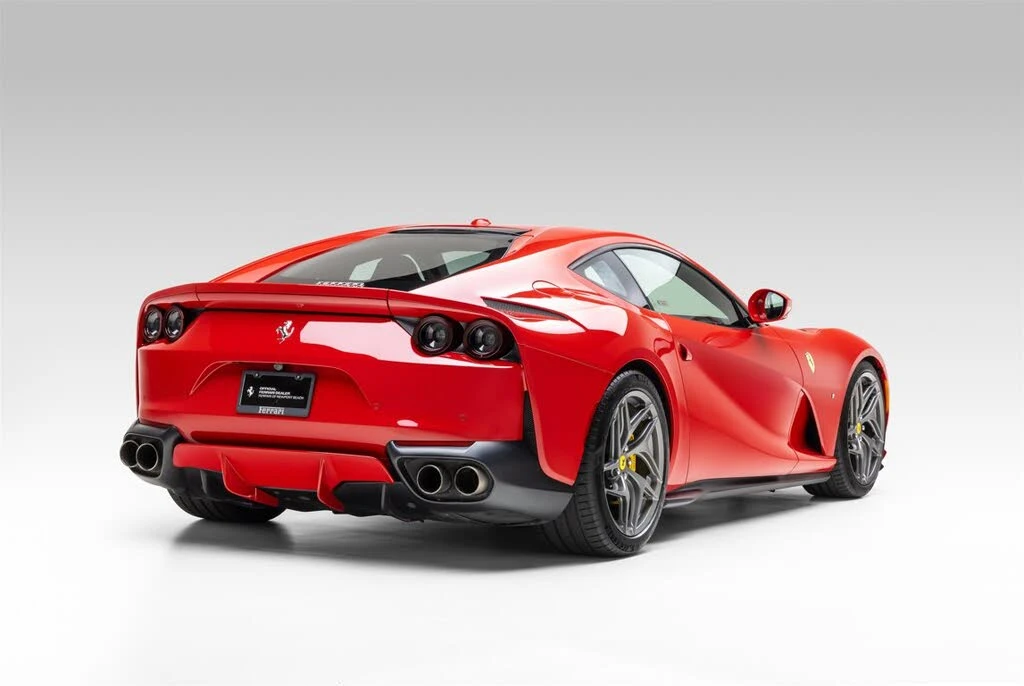 2020 Ferrari 812 Superfast - Image 7 of 31