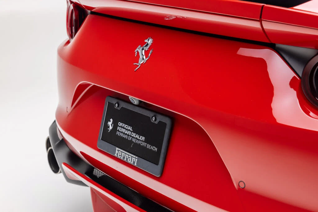 2020 Ferrari 812 Superfast - Image 19 of 31