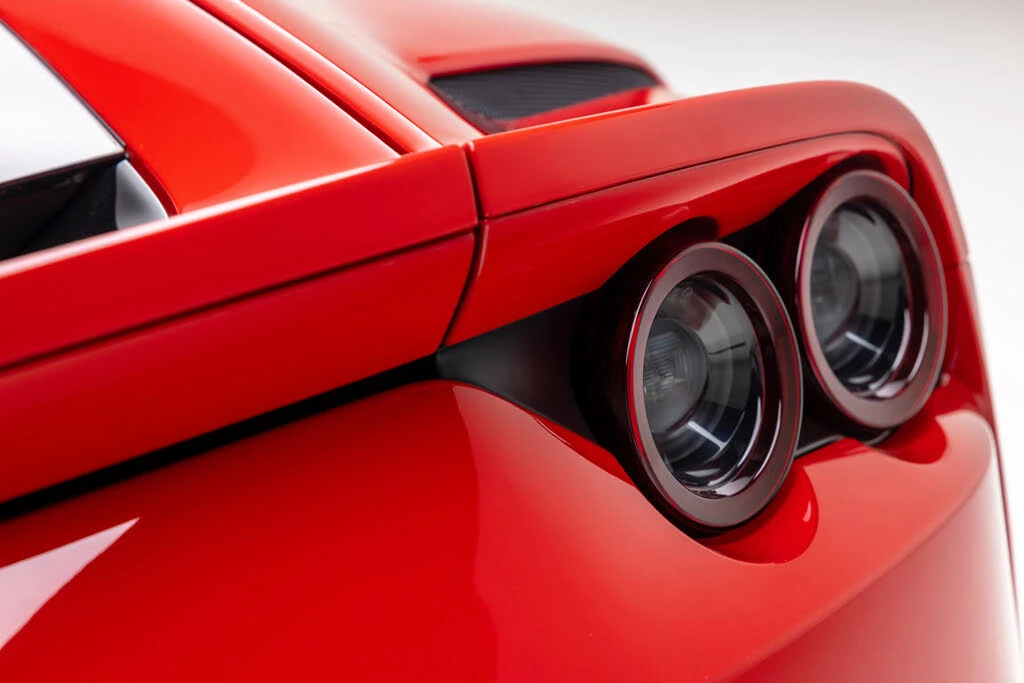 2020 Ferrari 812 Superfast - Image 18 of 31