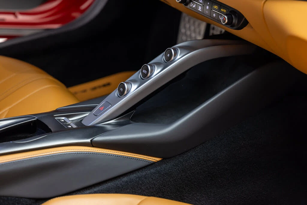 2020 Ferrari 812 Superfast - Image 29 of 31