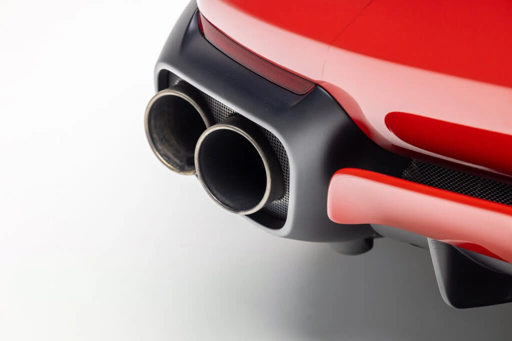 2020 Ferrari 812 Superfast - Image 20 of 31