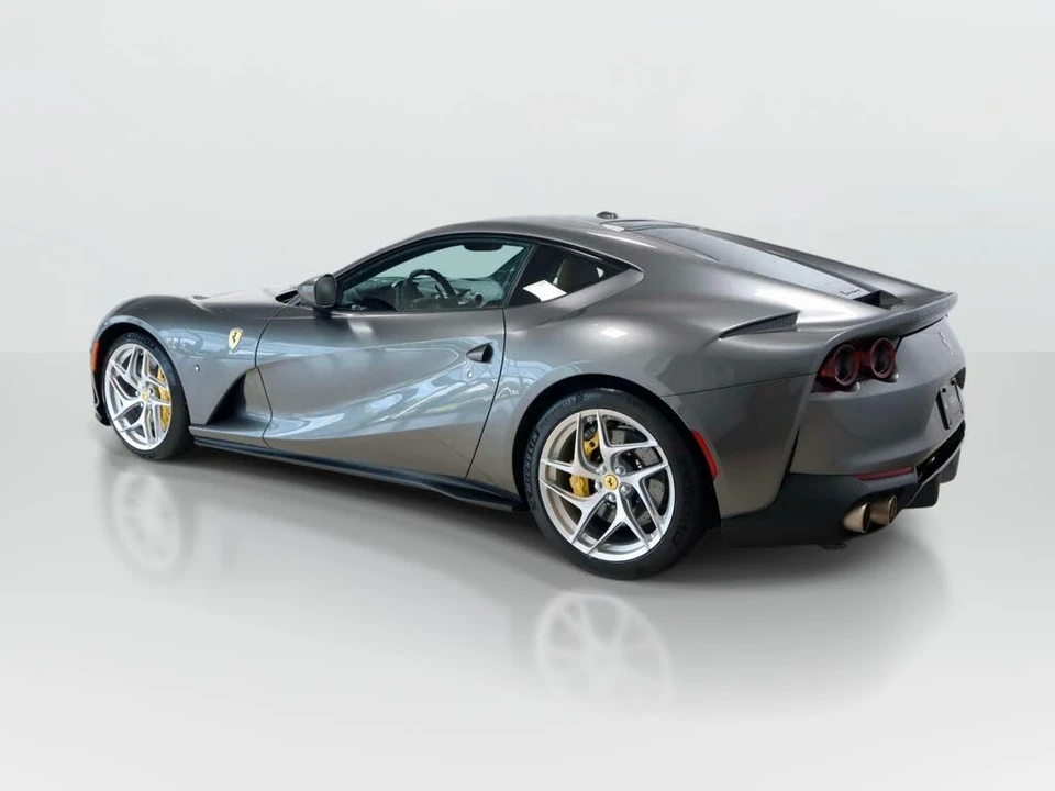 2020 Ferrari 812 Superfast - Image 3 of 31
