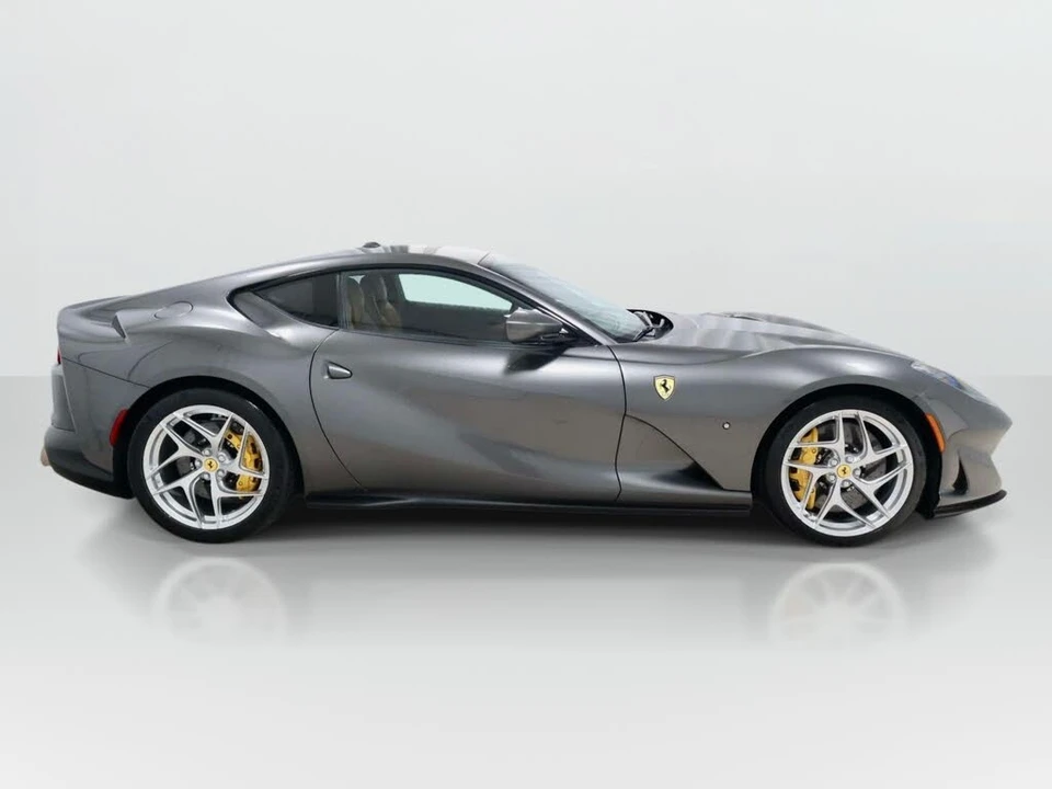 2020 Ferrari 812 Superfast - Image 6 of 31
