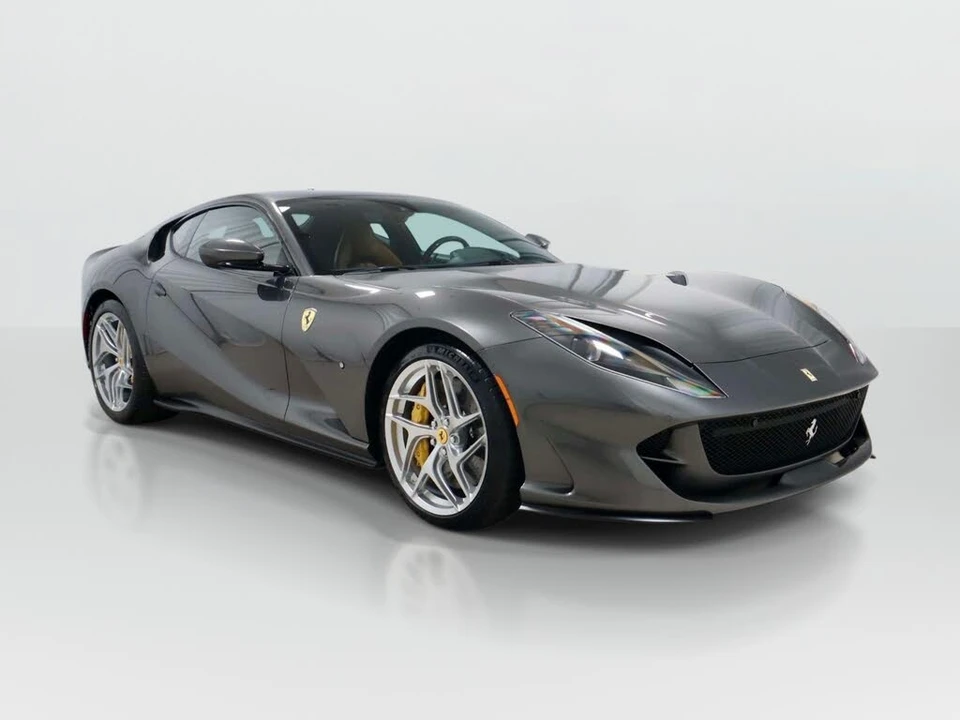 2020 Ferrari 812 Superfast - Image 7 of 31