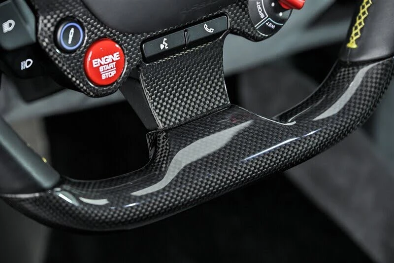 2020 Ferrari 812 Superfast - Image 24 of 31