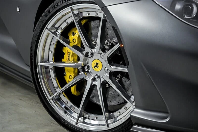 2020 Ferrari 812 Superfast - Image 3 of 31