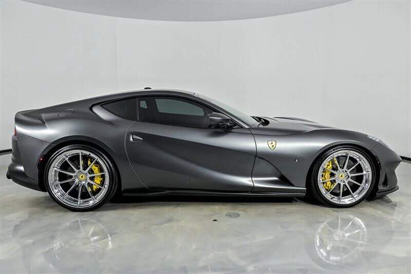 2020 Ferrari 812 Superfast - Image 10 of 31