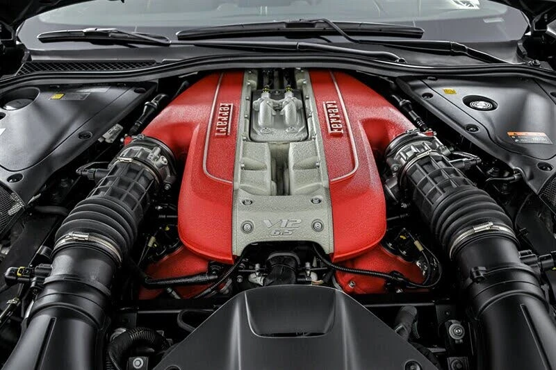 2020 Ferrari 812 Superfast - Image 16 of 31