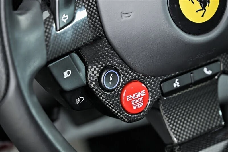 2020 Ferrari 812 Superfast - Image 25 of 31