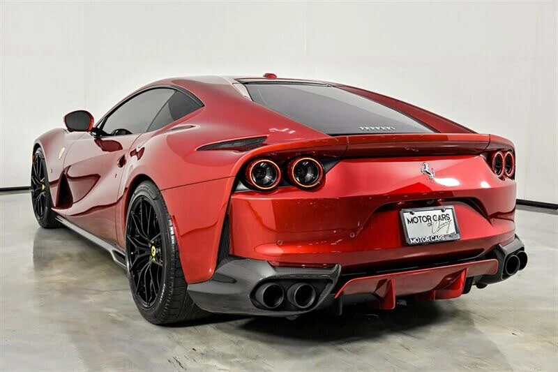 2020 Ferrari 812 Superfast - Image 13 of 31