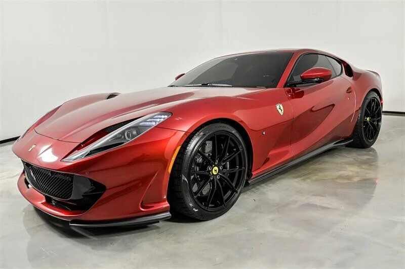 2020 Ferrari 812 Superfast - Image 7 of 31