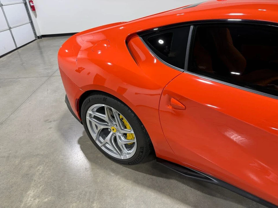 2020 Ferrari 812 Superfast - Image 29 of 31
