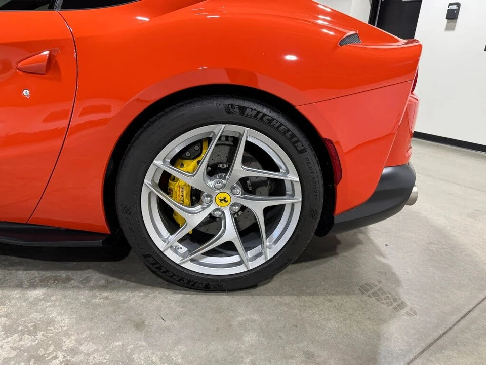 2020 Ferrari 812 Superfast - Image 14 of 31