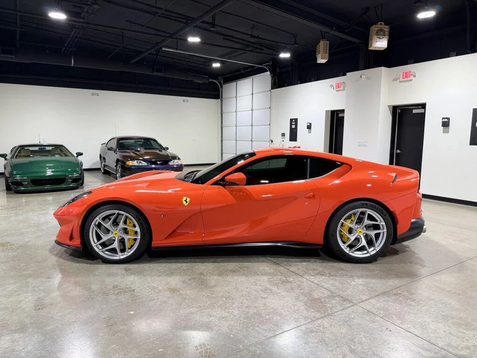 2020 Ferrari 812 Superfast - Image 10 of 31