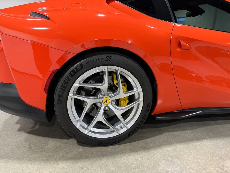2020 Ferrari 812 Superfast - Image 13 of 31