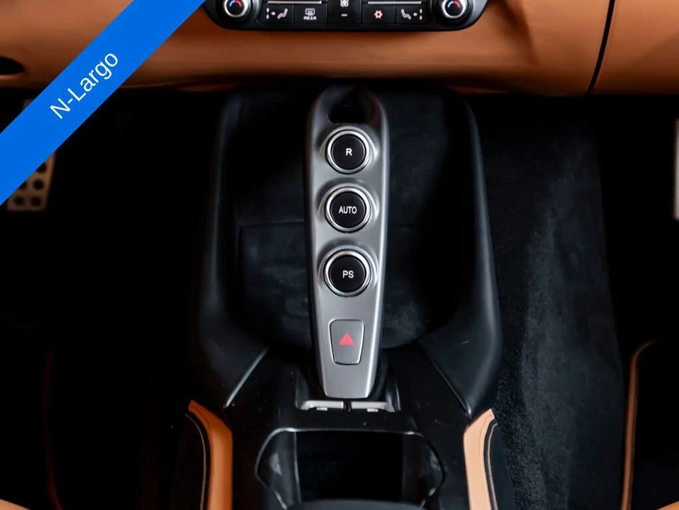 2020 Ferrari 812 Superfast - Image 29 of 31
