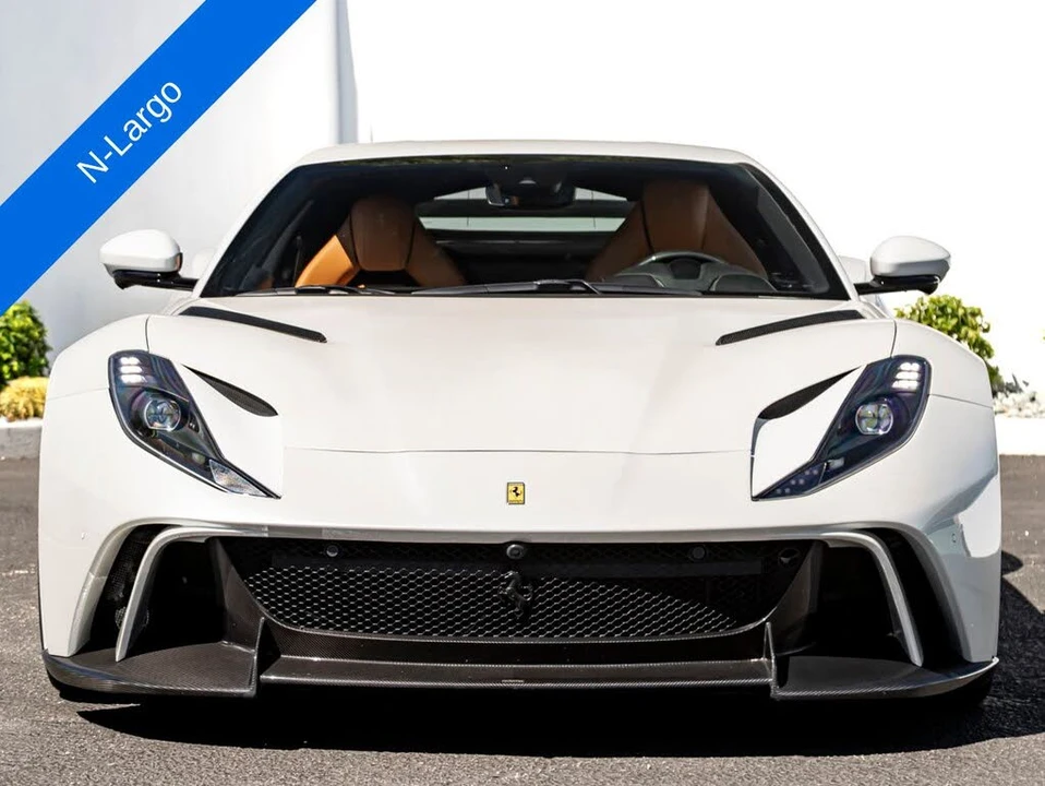2020 Ferrari 812 Superfast - Image 3 of 31