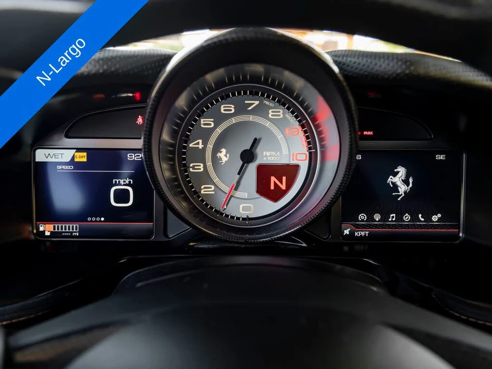 2020 Ferrari 812 Superfast - Image 21 of 31