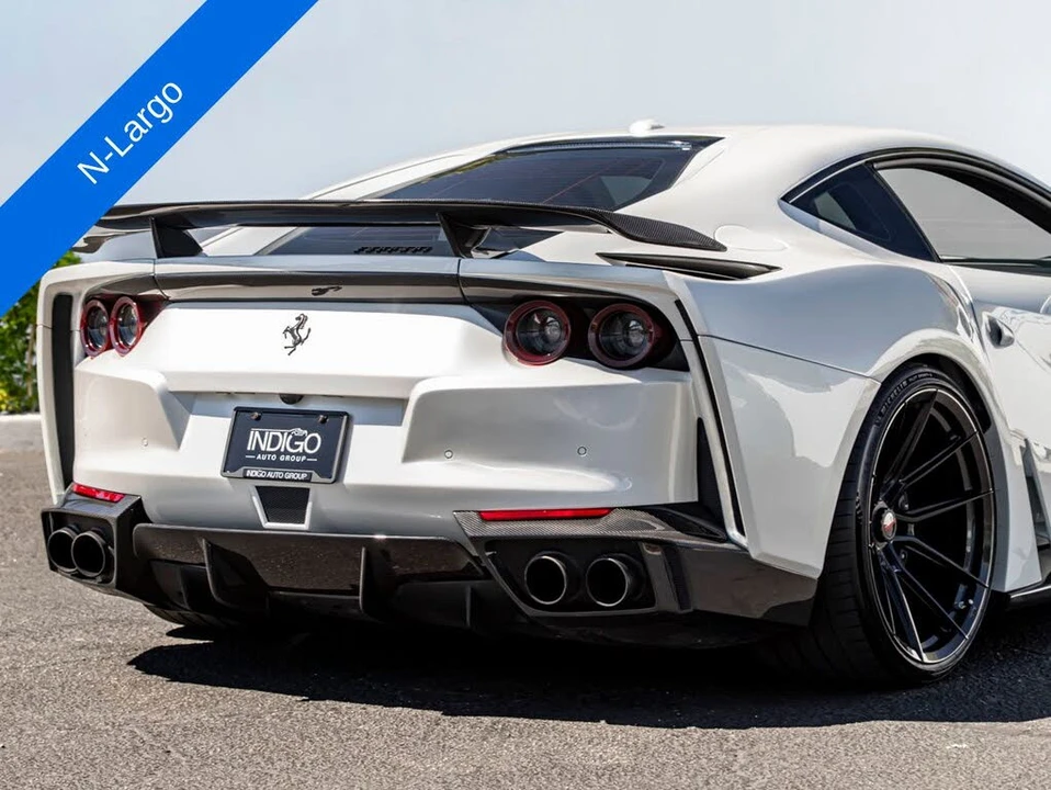 2020 Ferrari 812 Superfast - Image 7 of 31