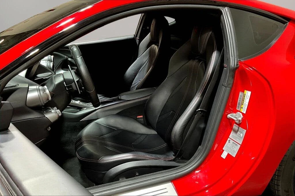 2020 Ferrari 812 Superfast - Image 19 of 30